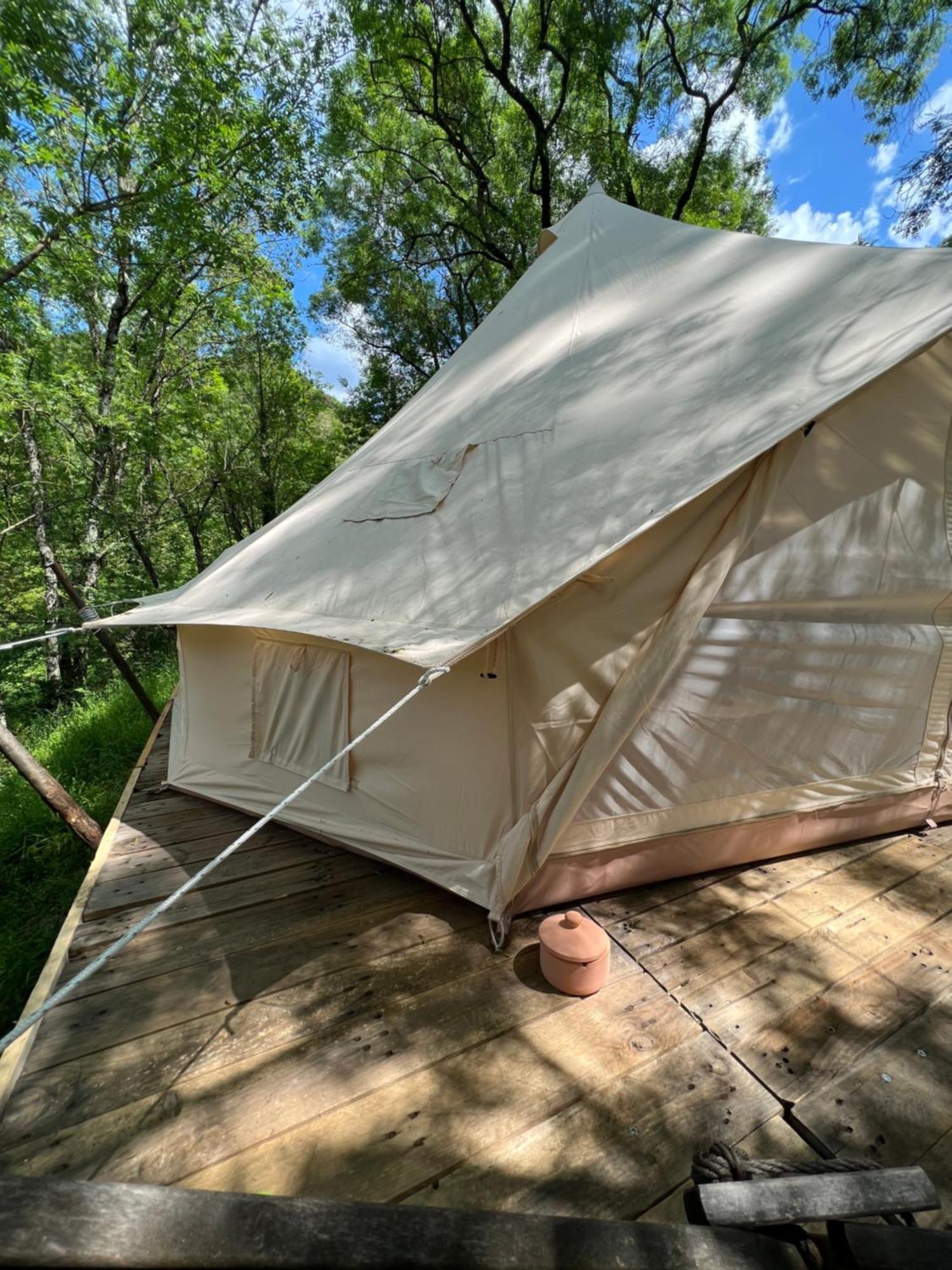 Tente En Pleine Nature Luxury tent Sumene